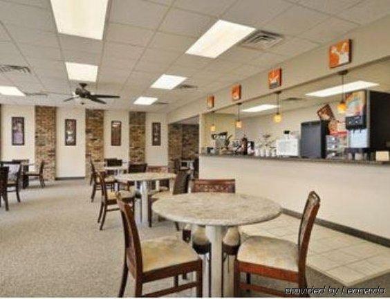 University Inn Bryan Restaurant bilde